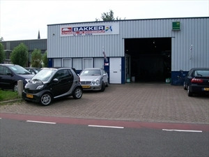 Automobiel- & Schadebedrijf Bakker